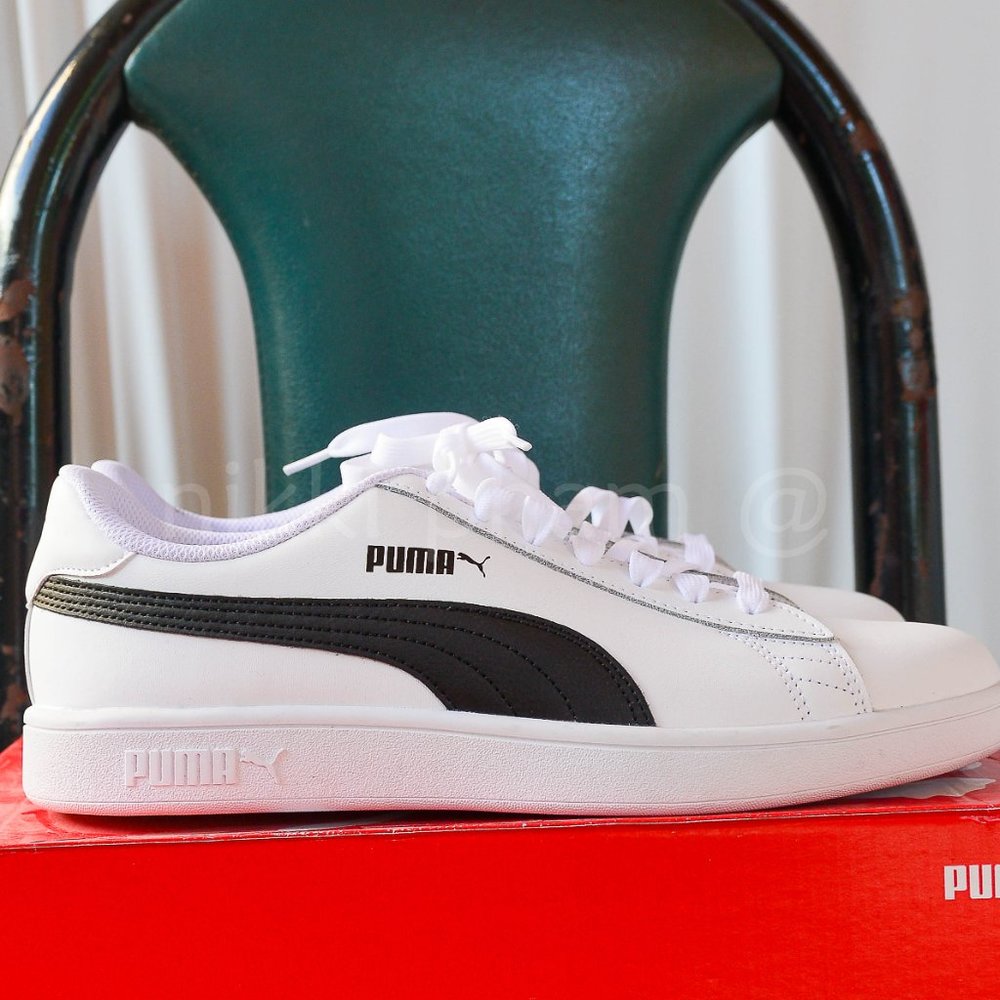 Puma Men's Smash V2 in white - Picture 3 of 5